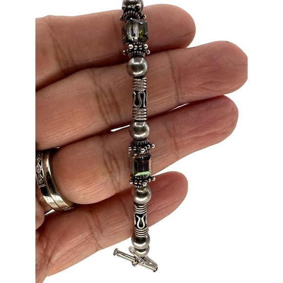Sterling Silver With Crystal Cube Beads Toggle Clasp Bracelet - Picture 8 of 8